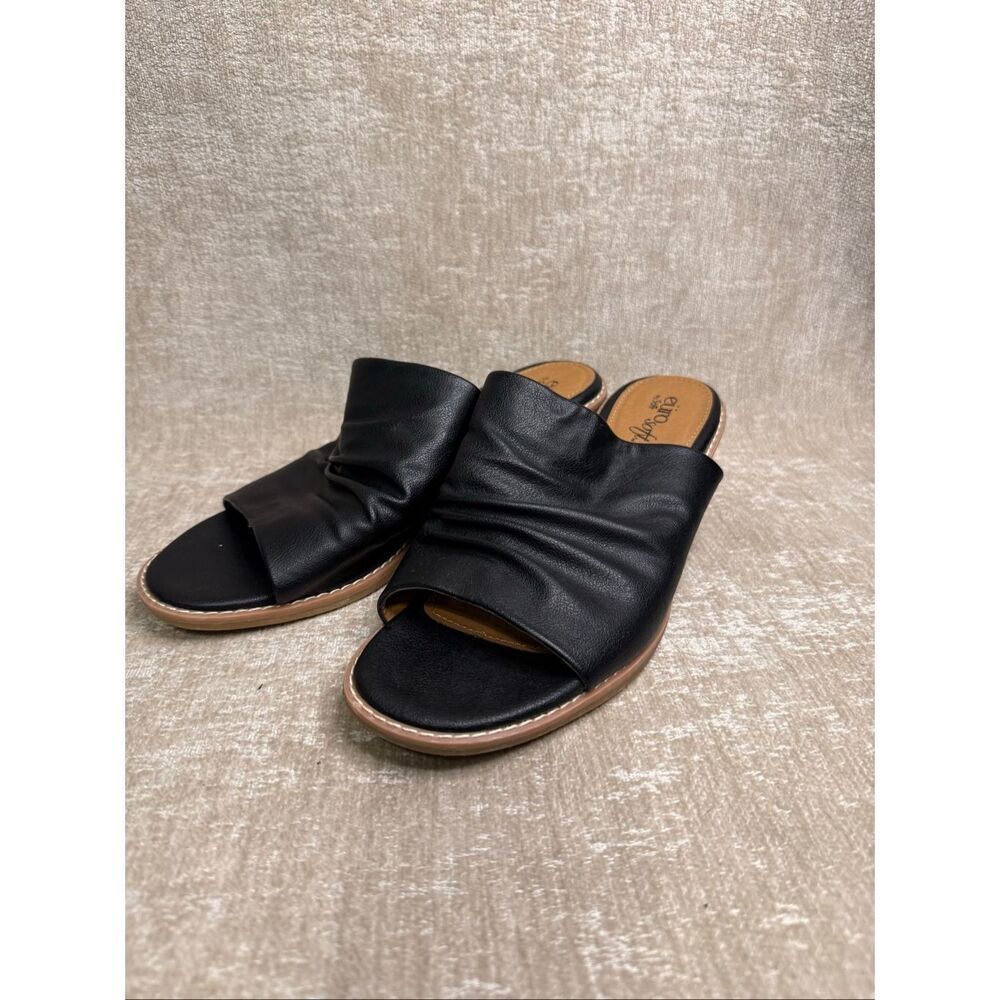 Euro Soft By Sofft Women's Corley Faux Leather Slide Heeled Sandals Black Sz 8